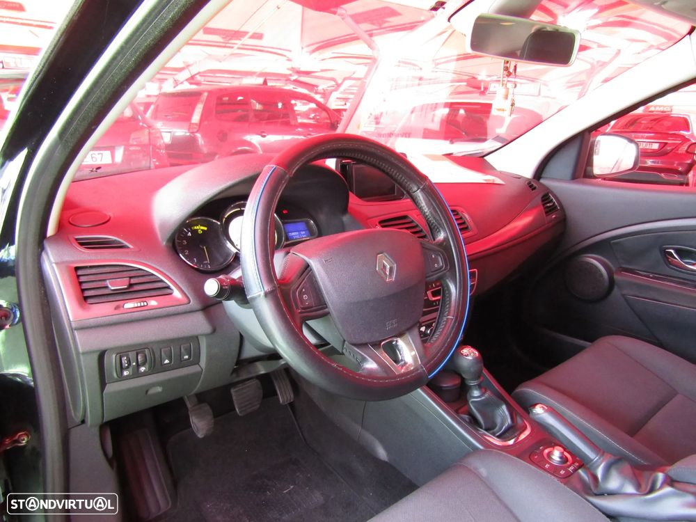 Renault Mégane Sport Tourer 1.5 dCi Dynamique S SS - 8