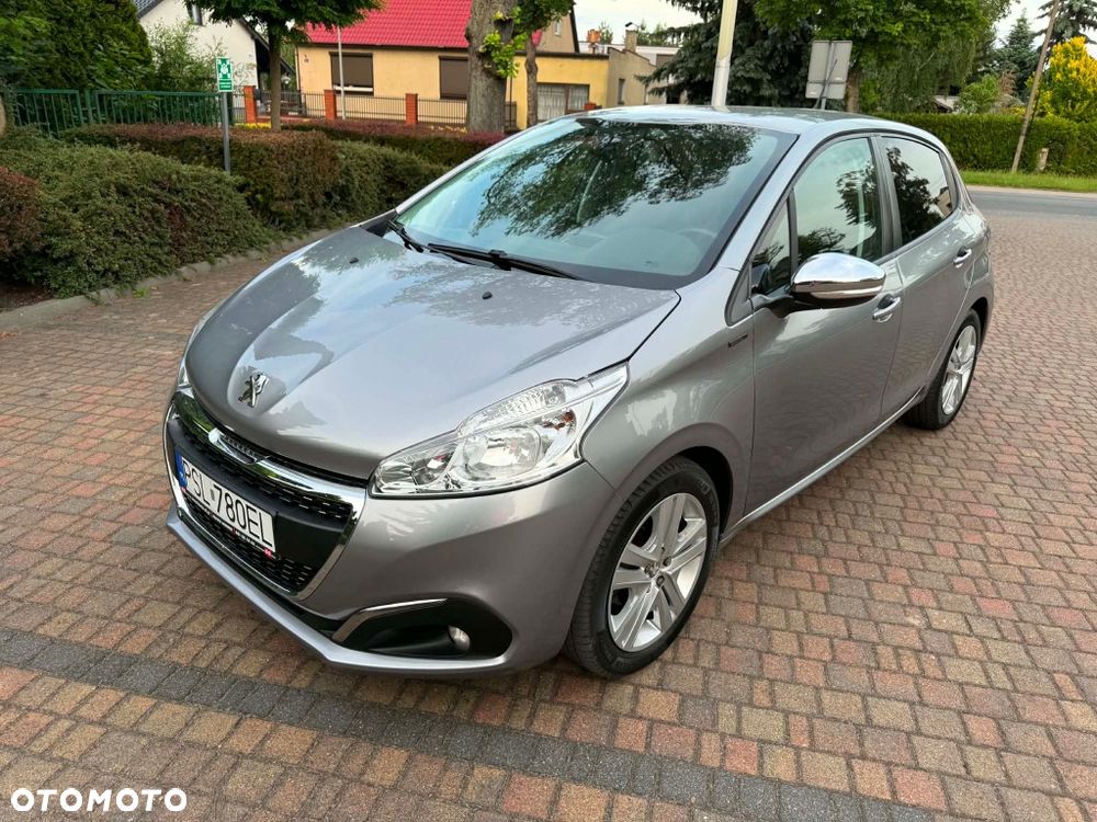 Peugeot 208 - 2