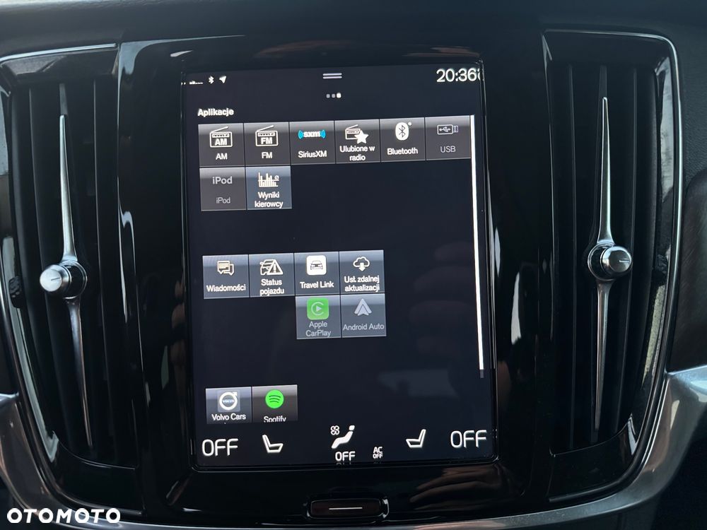 Volvo V90 Cross Country T6 AWD - 28