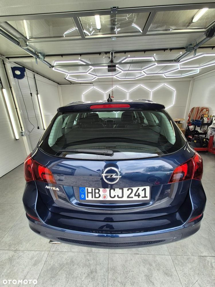 Opel Astra 1.4 Turbo Innovation - 9