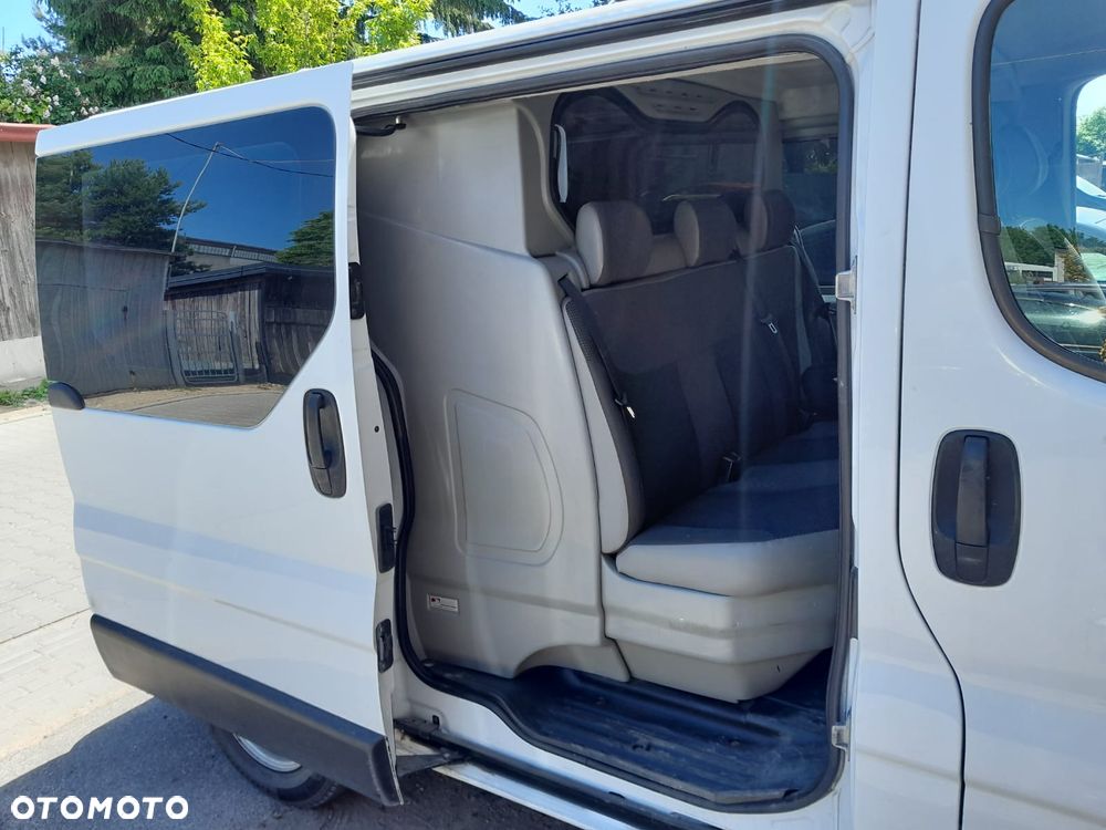 Opel Vivaro - 5