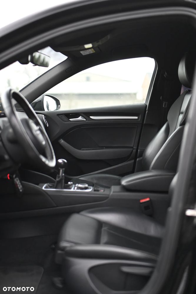 Audi A3 Limousine 2.0 TDI S line Sportpaket - 28