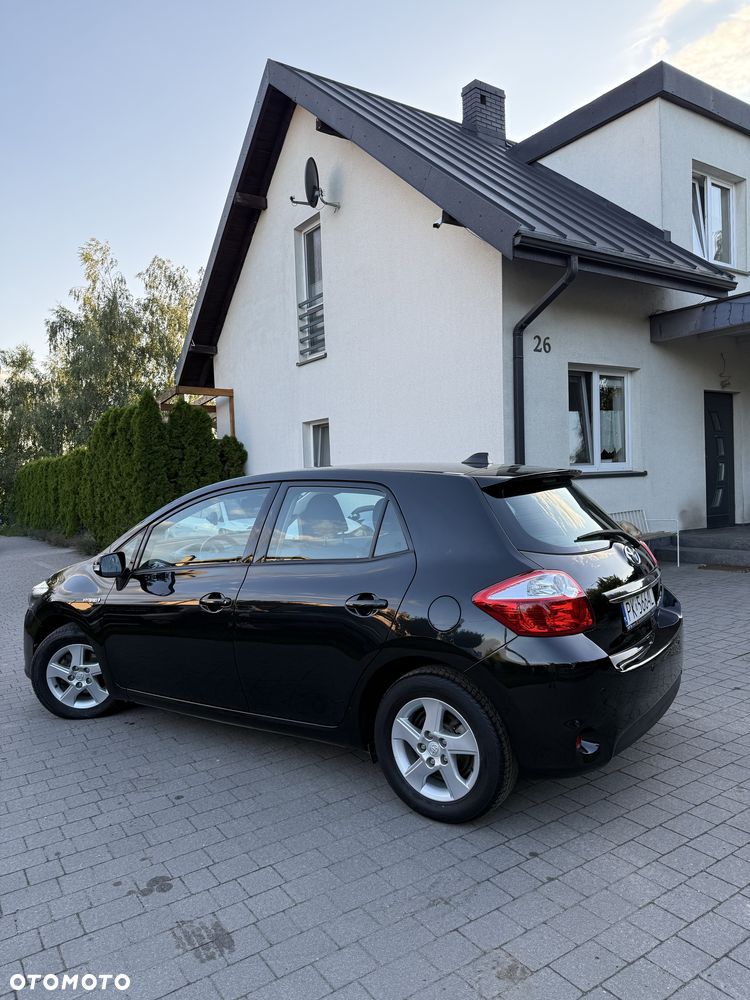 Toyota Auris - 4