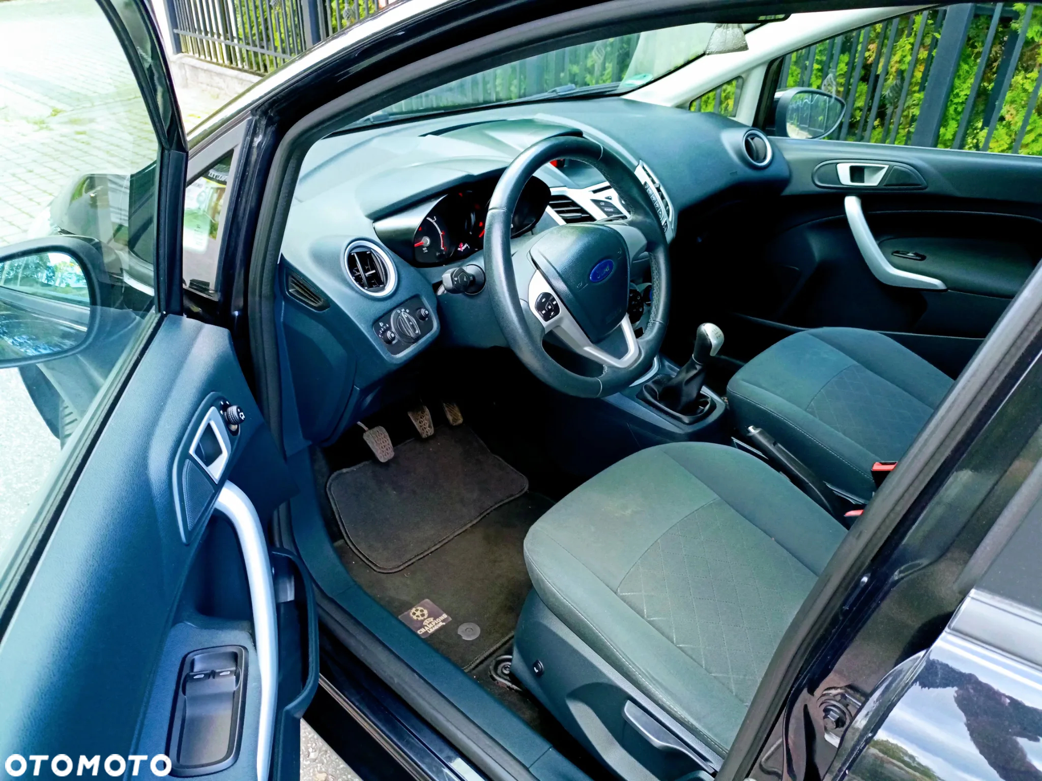 Ford Fiesta 1.25 Champions Edition - 9