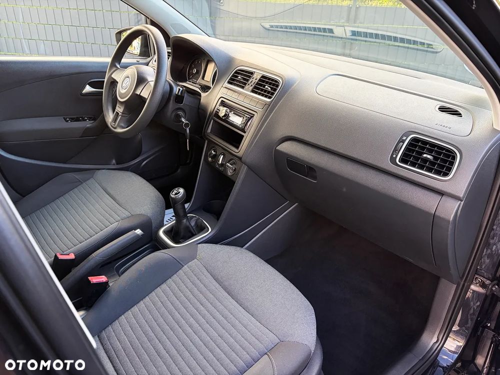 Volkswagen Polo 1.4 Highline - 37