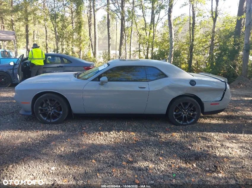 Dodge Challenger 3.6 GT AWD - 7