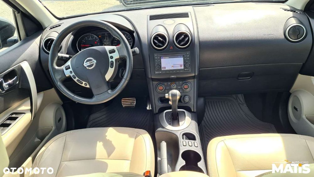 Nissan Qashqai - 23