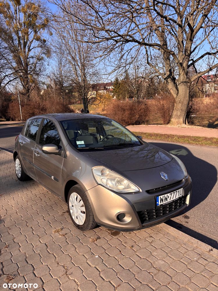 Renault Clio 1.2 16V Bioetanol Alize - 1