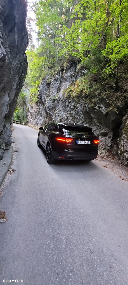 Jaguar F-Pace 2.0 i4D AWD Prestige - 10