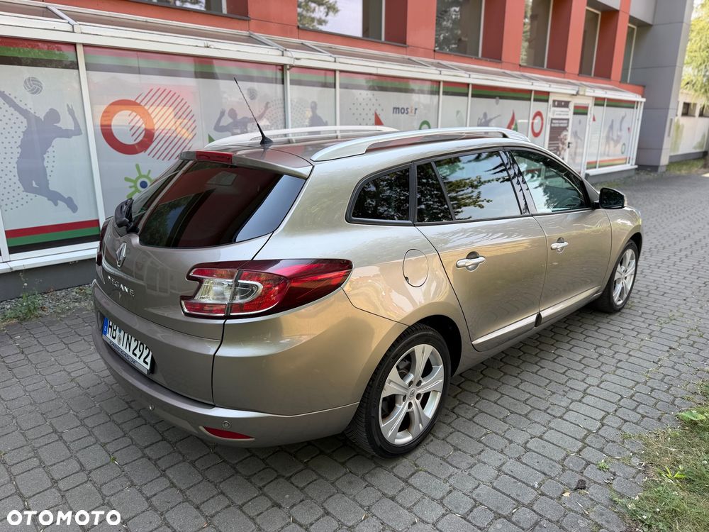 Renault Megane 2.0 140 CVT Luxe - 10