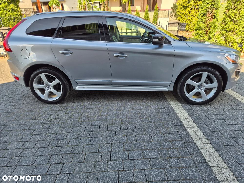 Volvo XC 60 T6 AWD R-Design - 8