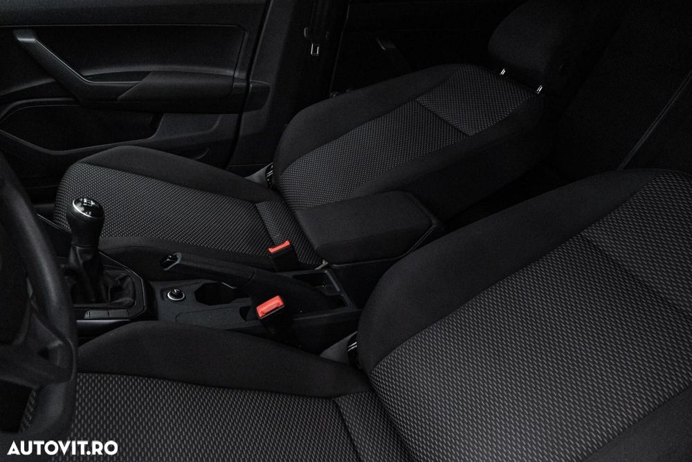 Volkswagen Polo 1.0 Comfortline - 15