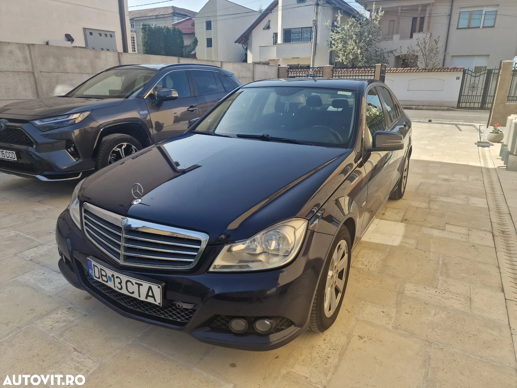 Mercedes-Benz C 200 T (BlueEFFICIENCY) - 5