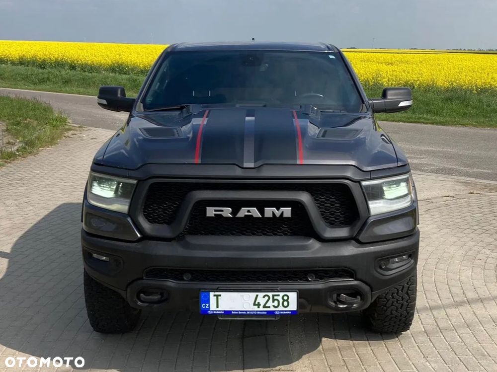 Dodge RAM - 2