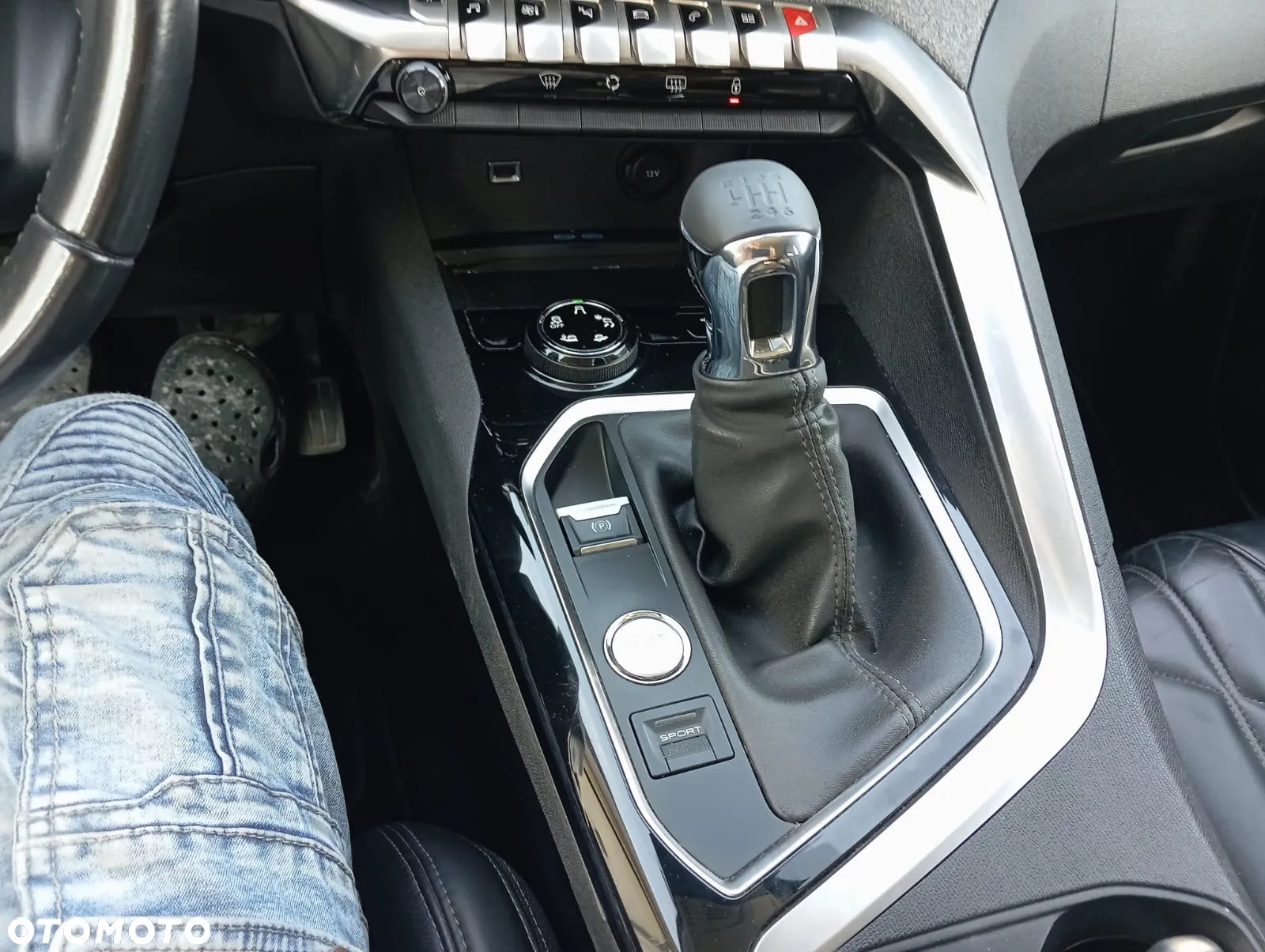 Peugeot 3008 HDi FAP 150 Premium - 14