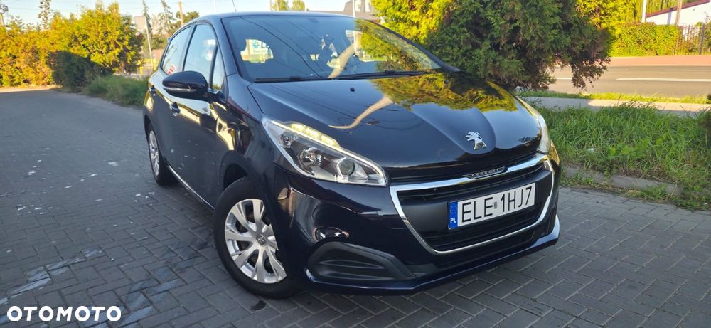 Peugeot 208 1.2 PureTech GPF Signature S&S - 17