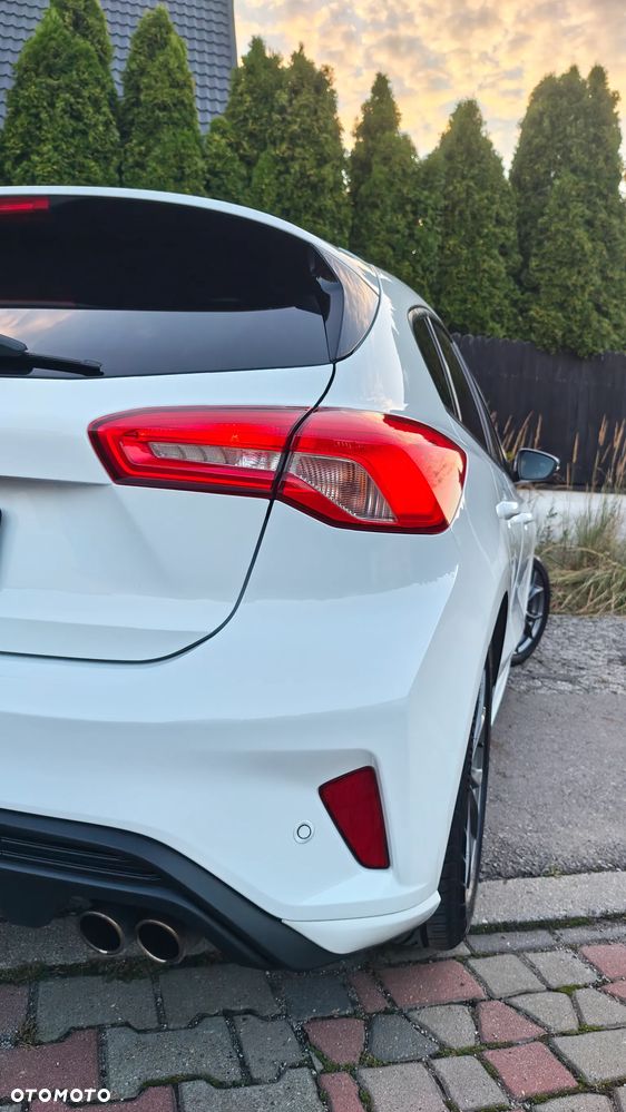 Ford Focus 1.0 EcoBoost STart-Stopp-System ST-LINE X - 20