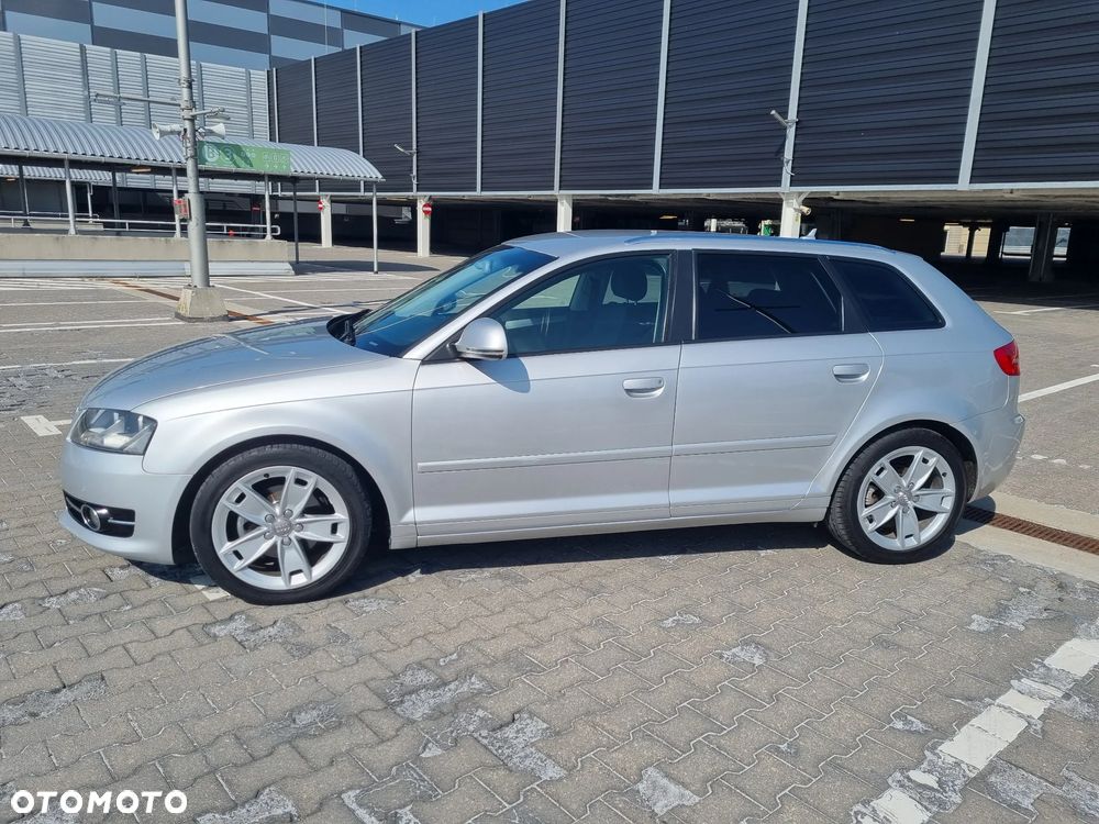 Audi A3 Sportback 2.0 TDI DPF Ambiente - 10