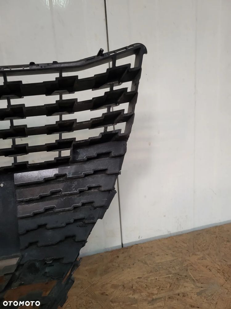 Grill atrapa zderzaka Peugeot 208 II - 14