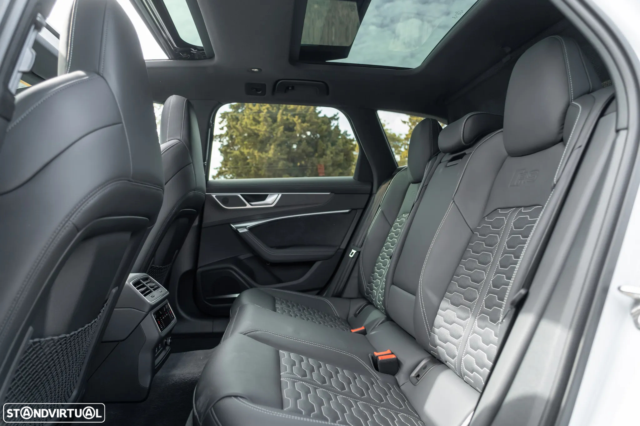 Audi RS6 Avant 4.0 TFSI quattro Tiptronic - 11
