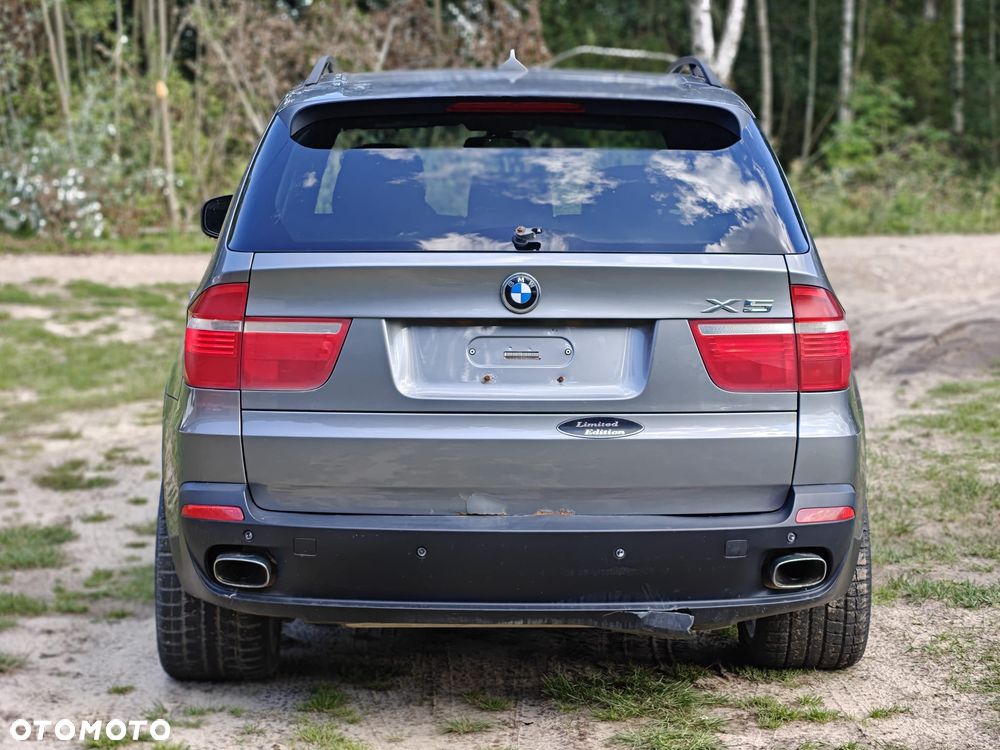BMW X5 4.8i xDrive - 8