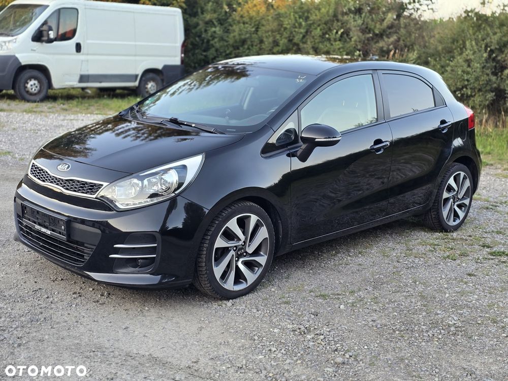 Kia Rio - 4