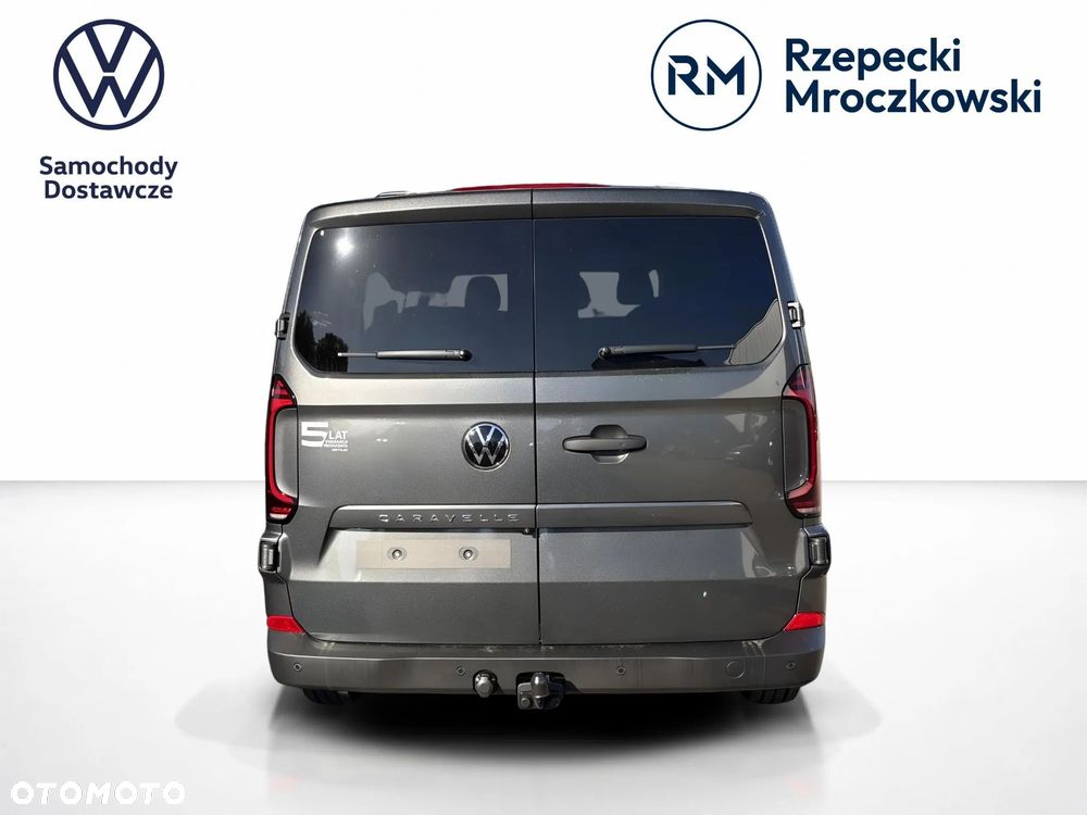 Volkswagen Caravelle - 7