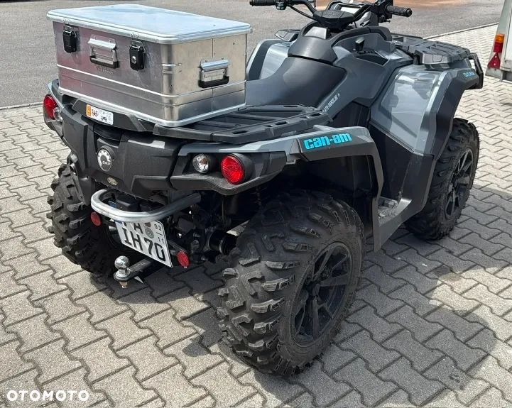 Can-Am Outlander - 4