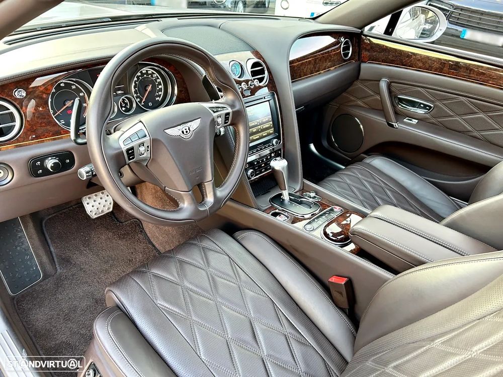 Bentley Continental Flying Spur - 23