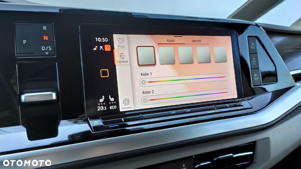 Volkswagen Multivan - 28