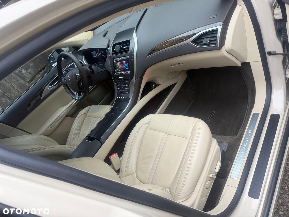 Lincoln MKZ - 22