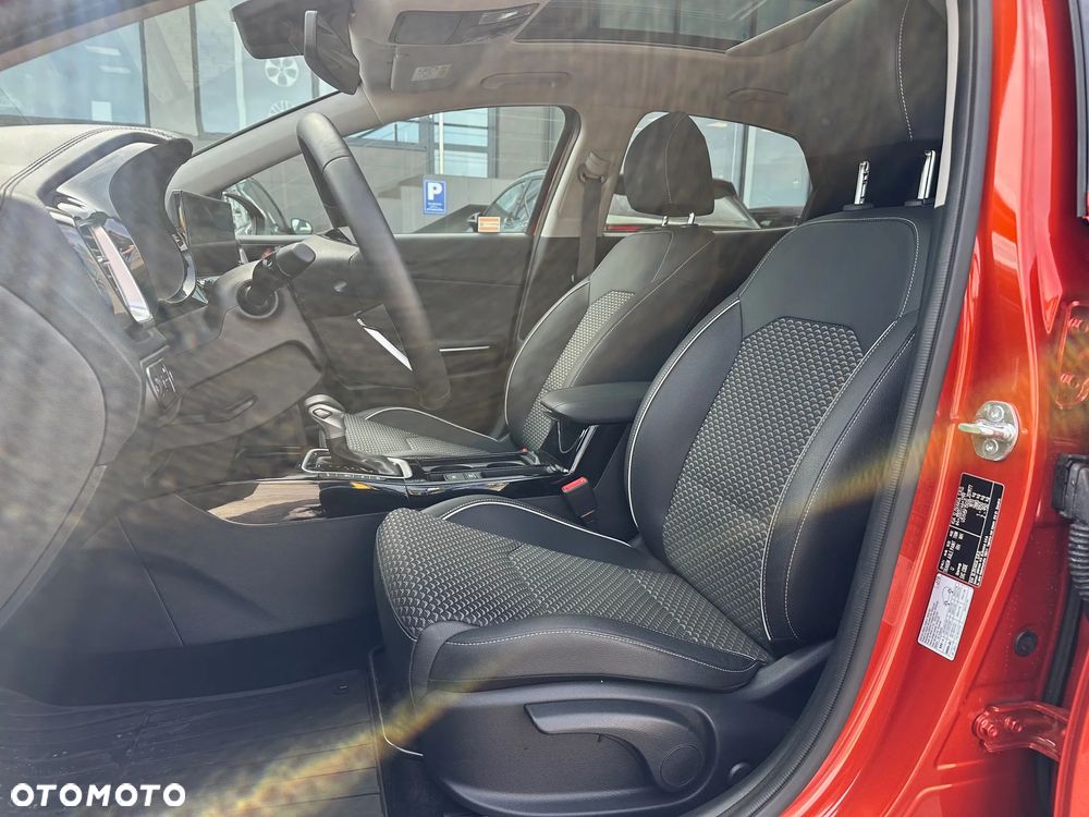 Kia XCeed 1.5 T-GDI Business Line DCT - 12