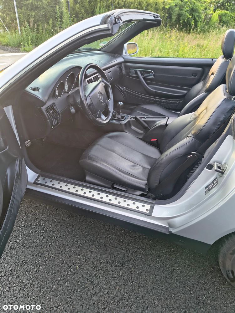 Mercedes-Benz SLK 200 - 8