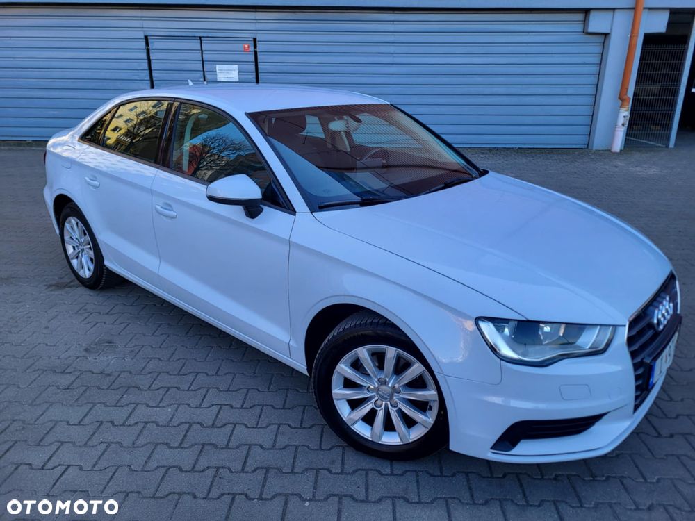 Audi A3 Limousine 2.0 TDI S tronic Ambiente - 13
