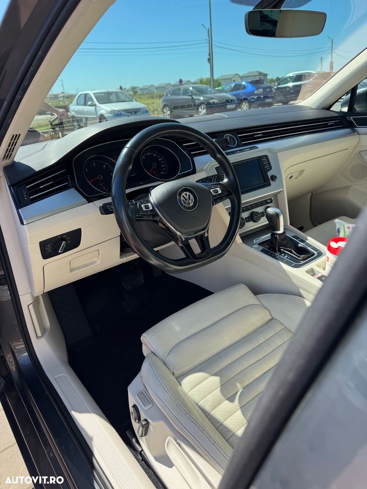 Volkswagen Passat 1.6 TDI SCR DSG Comfortline - 8