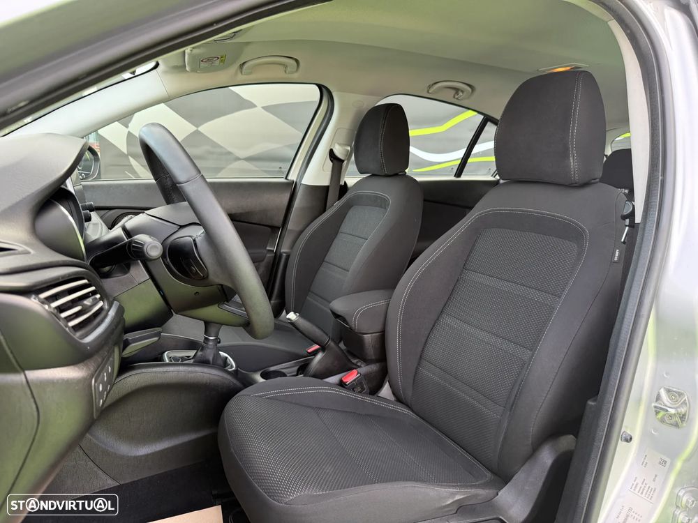 Fiat Tipo 1.3 M-Jet Lounge Tech - 19