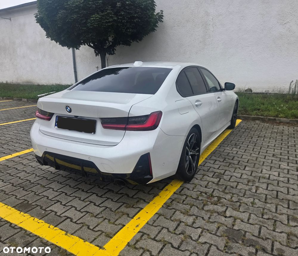 BMW Seria 3 320d xDrive MHEV M Sport sport - 5