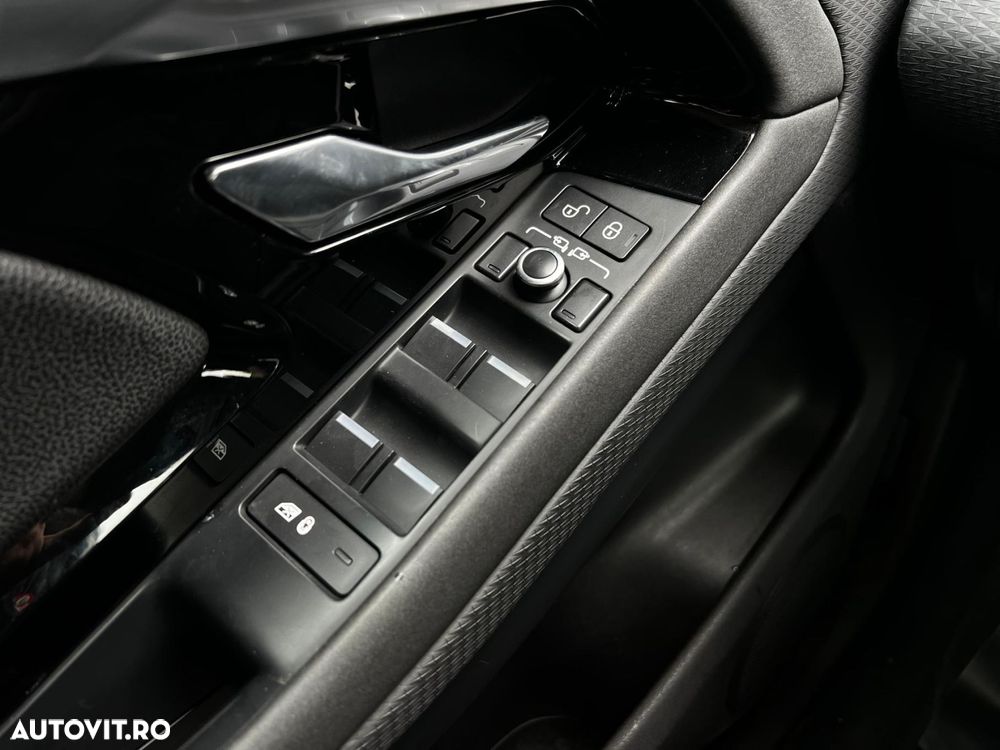 Land Rover Range Rover Evoque - 27