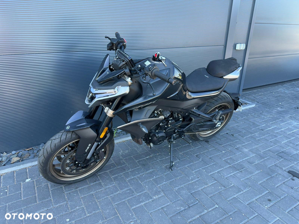 CFMoto NK