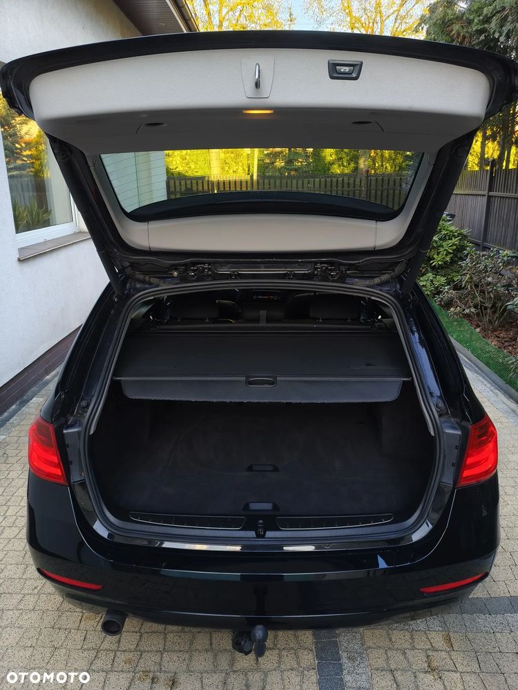 BMW Seria 3 - 24