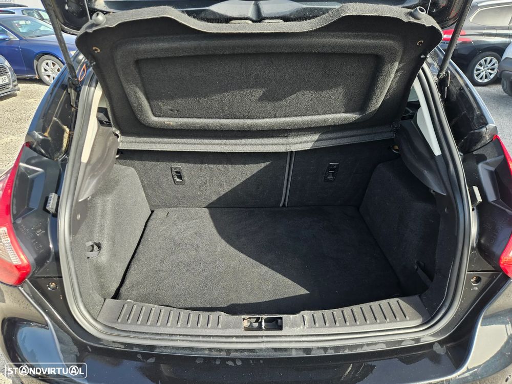 Ford Focus 1.6 TDCi Titanium - 16