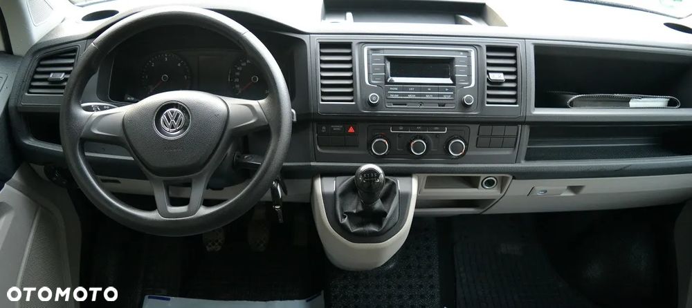 Volkswagen Transporter - 8
