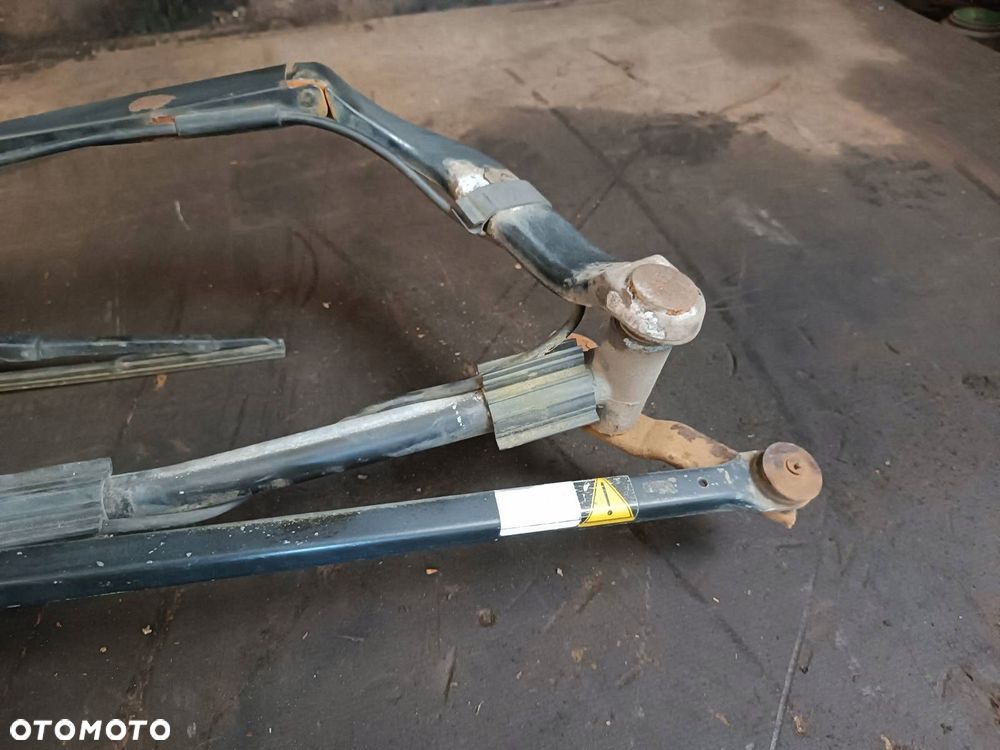 MECHANIZM WYCIERACZEK + SILNICZEK PRZÓD RENAULT PREMIUM - 5