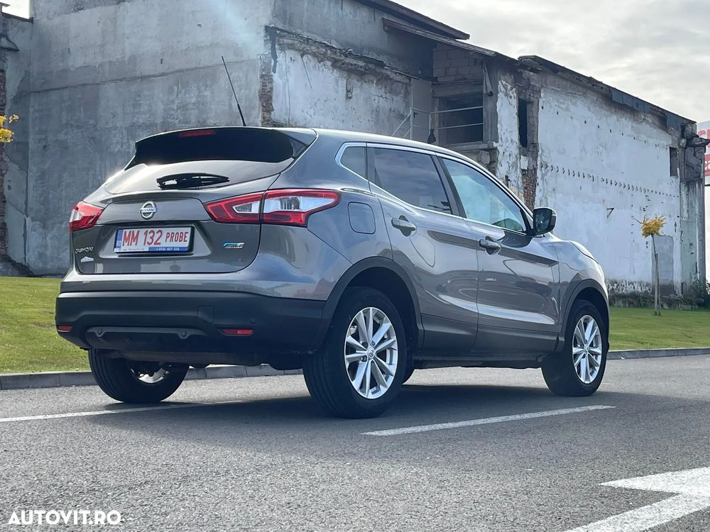 Nissan Qashqai 1.6 DCI Start/Stop N-Connecta - 22