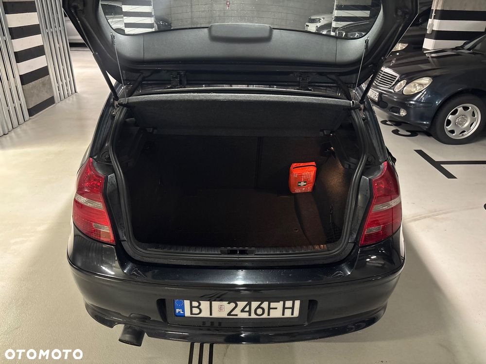 BMW Seria 1 116d Sport Line - 15