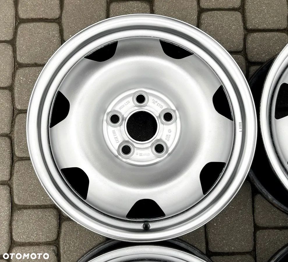 FELGI STALOWE 17 SREBRNE FELGA VW T5 LIFT T6 CARAVELLE DOKA MULTIVAN TRANSPORTER AMAROK 5x120 ET55 7Jx17H2 R17 7E0601027B - 5