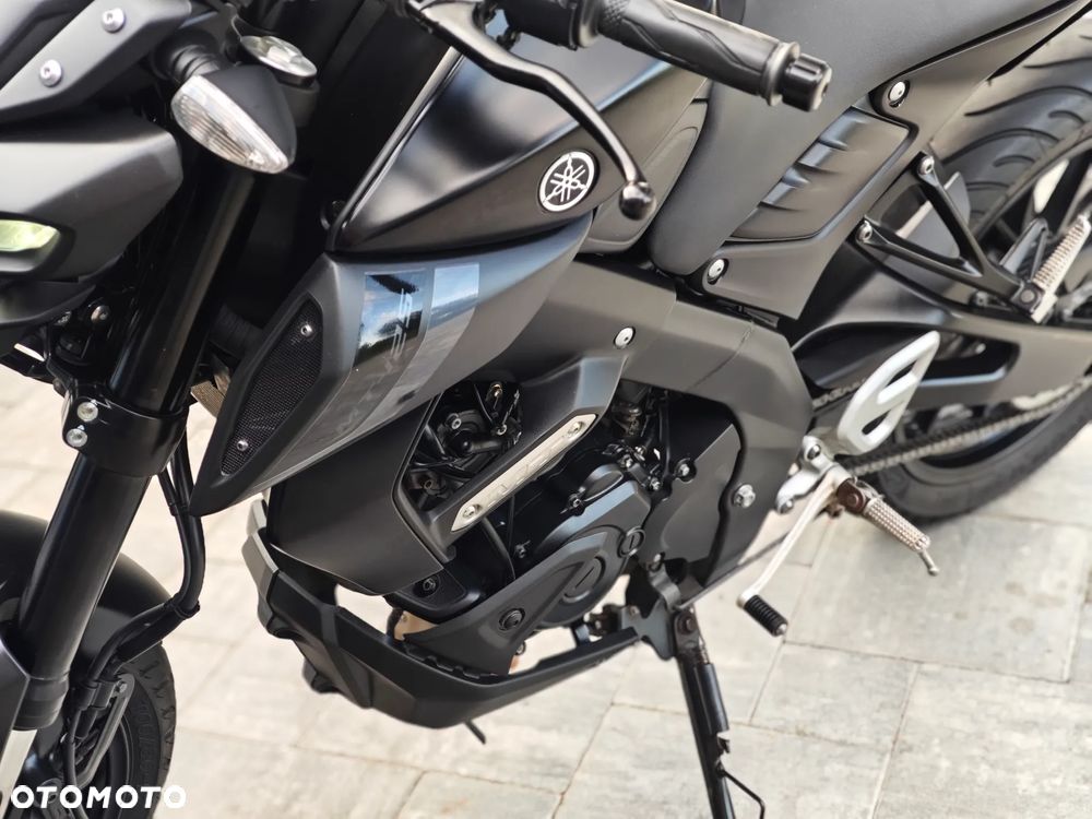 Yamaha MT - 35