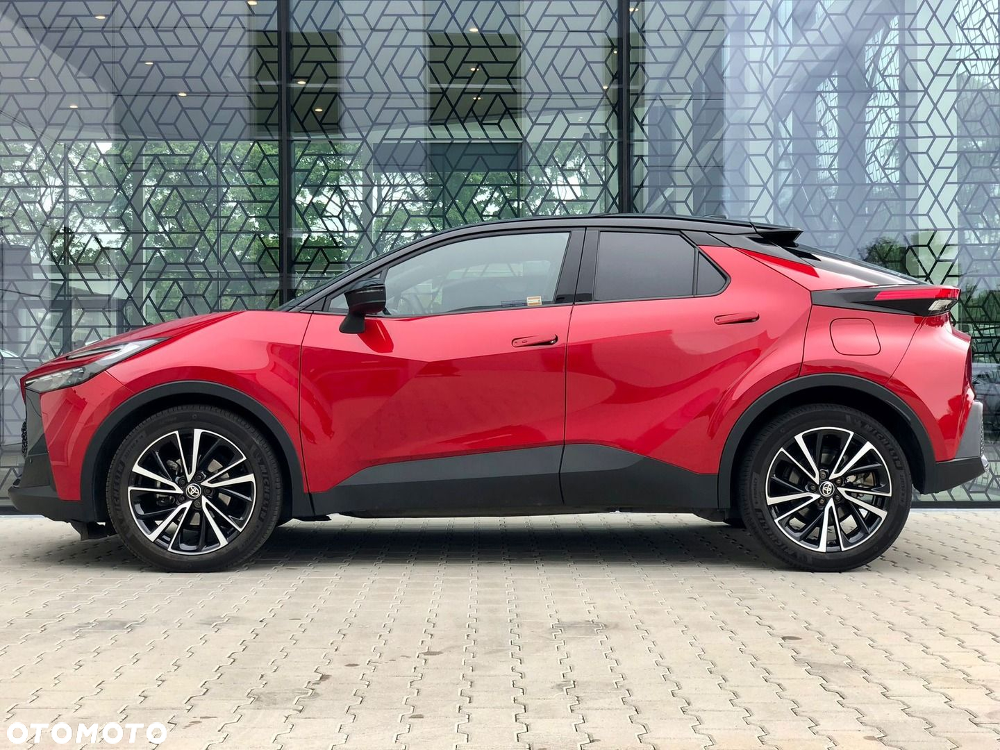 Toyota C-HR - 3