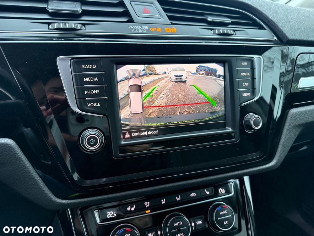 Volkswagen Touran 1.6 TDI SCR BlueMotion Technology Comfortline - 15