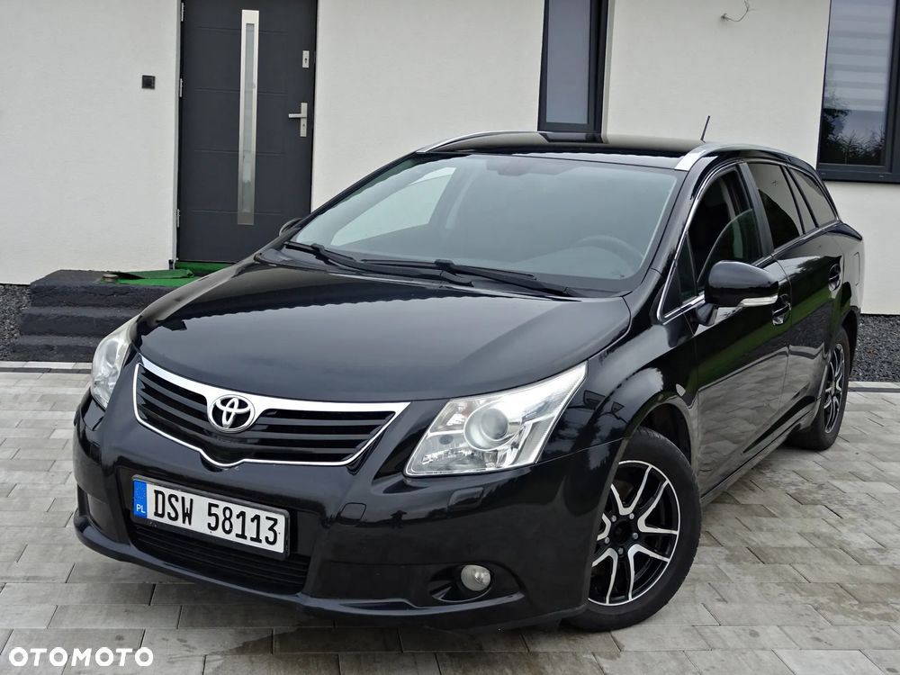 Toyota Avensis - 2